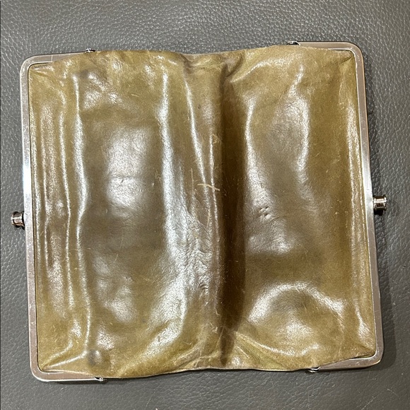 Hobo International Lauren Double-Frame Wallet EUVC floral interior - Picture 2 of 9